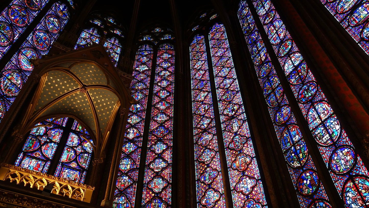 Notre-Dame Outdoor Walking Tour with Sainte-Chapelle entry