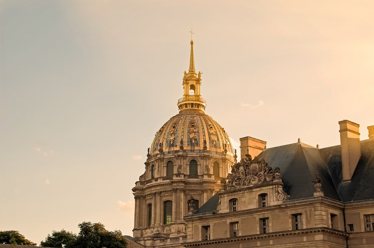 Arc de Triomphe and Champs Élysées Tour